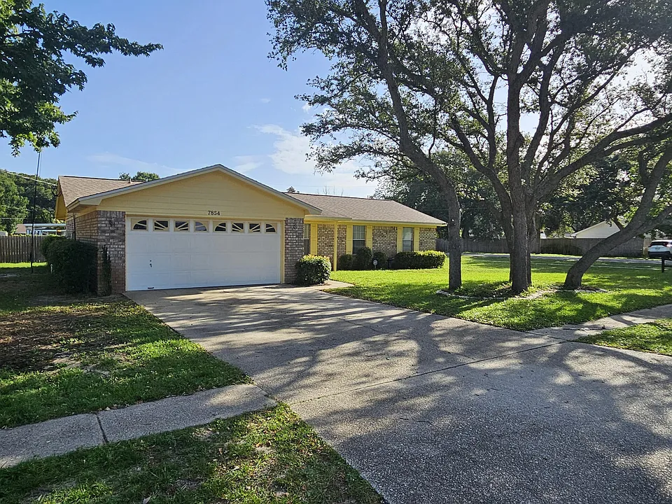 7854 Pleasant Oaks Ave