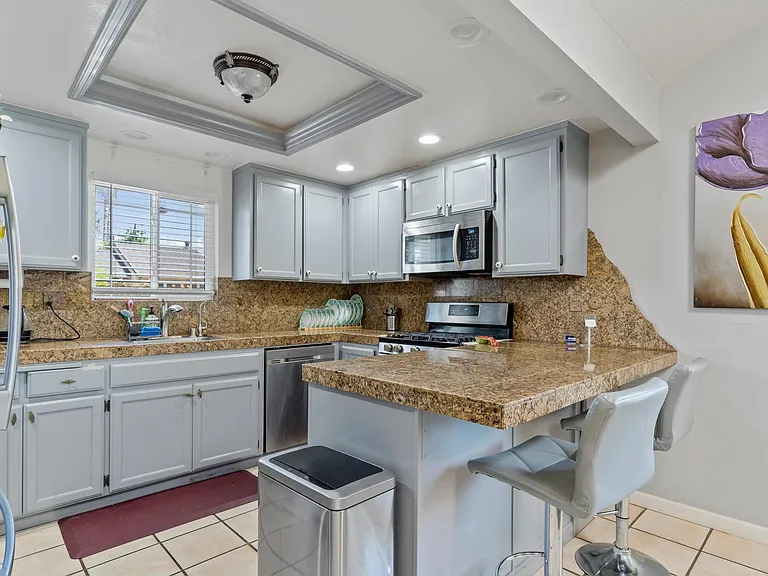 333 Lone Oak Dr — Photo 10