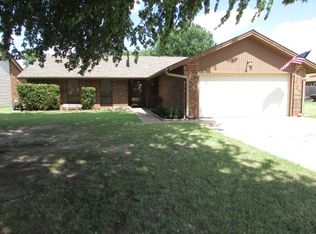 2705 Constitution Ave, Enid, OK 73703