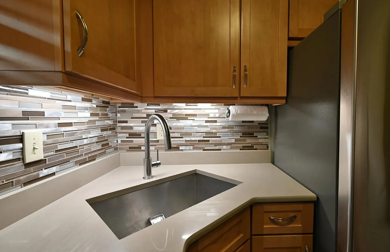 2 bed, 838 sqft, $1,400 — Photo 2