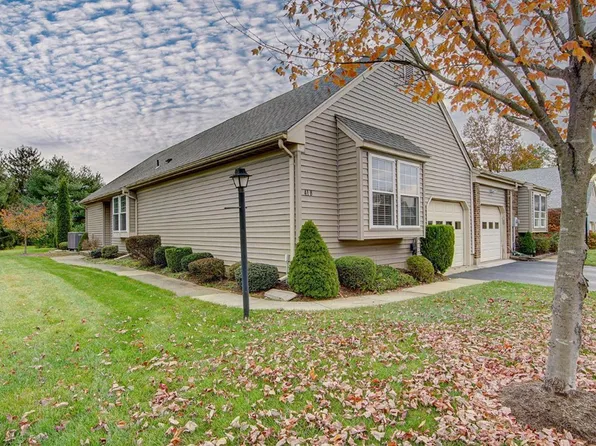 41 George Washington Dr #B, Monroe Township, NJ 08831