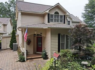 465C Chatuge Cir, Hiawassee, GA 30546