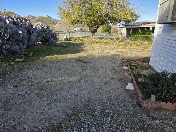 8609 Deerbrush Ave, Lake Isabella, CA 93240