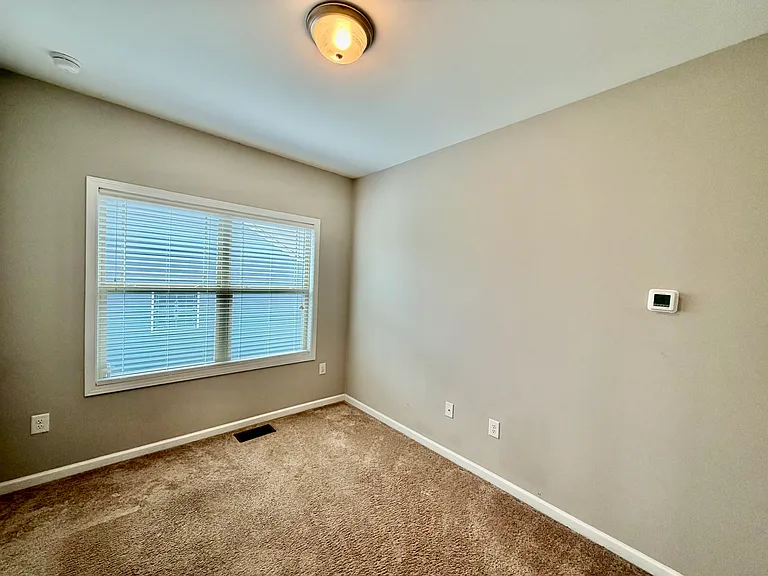 1828 Birdhouse Ln — Photo 16