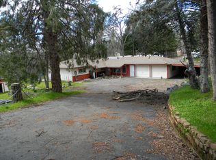 39690 Evergreen Dr, Oakhurst, CA