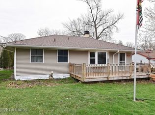 317 N Washington St, Westmont, IL 60559