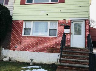 146-23 220th St #2, Springfield Gardens, NY 11413