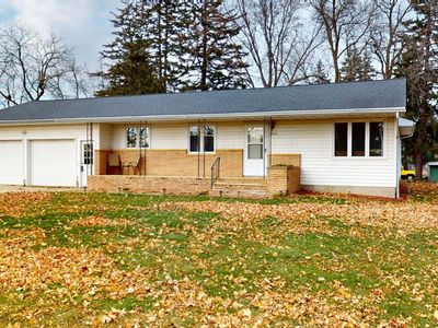 415 2nd St NW, New Richland, MN, 56072