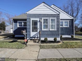 32 Nokomis Rd, Somerdale, NJ 08083