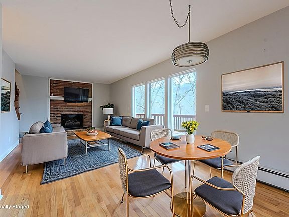 3rd image of 848 S Country Club Dr