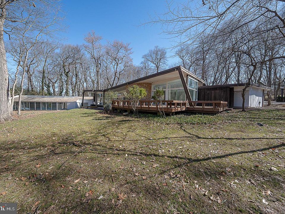 1st image of 39 Fairview Rd