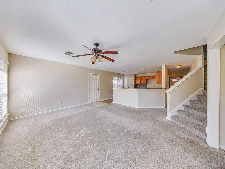 20003 Rustic Lake Ln — Photo 3