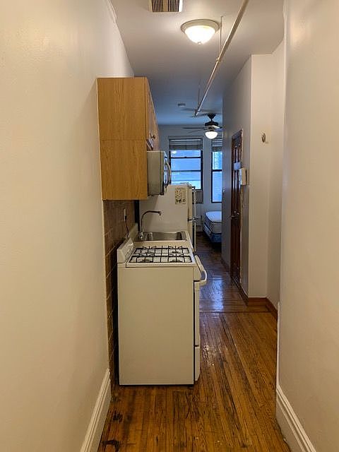1st image of 341 W 71st St APT 9