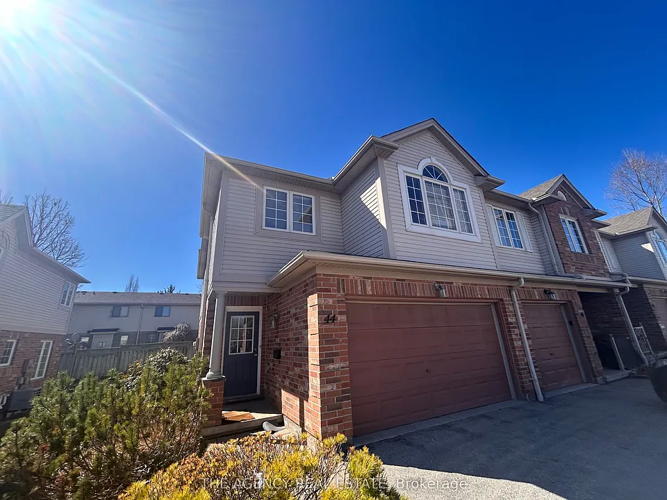 320 Ambleside Dr #44