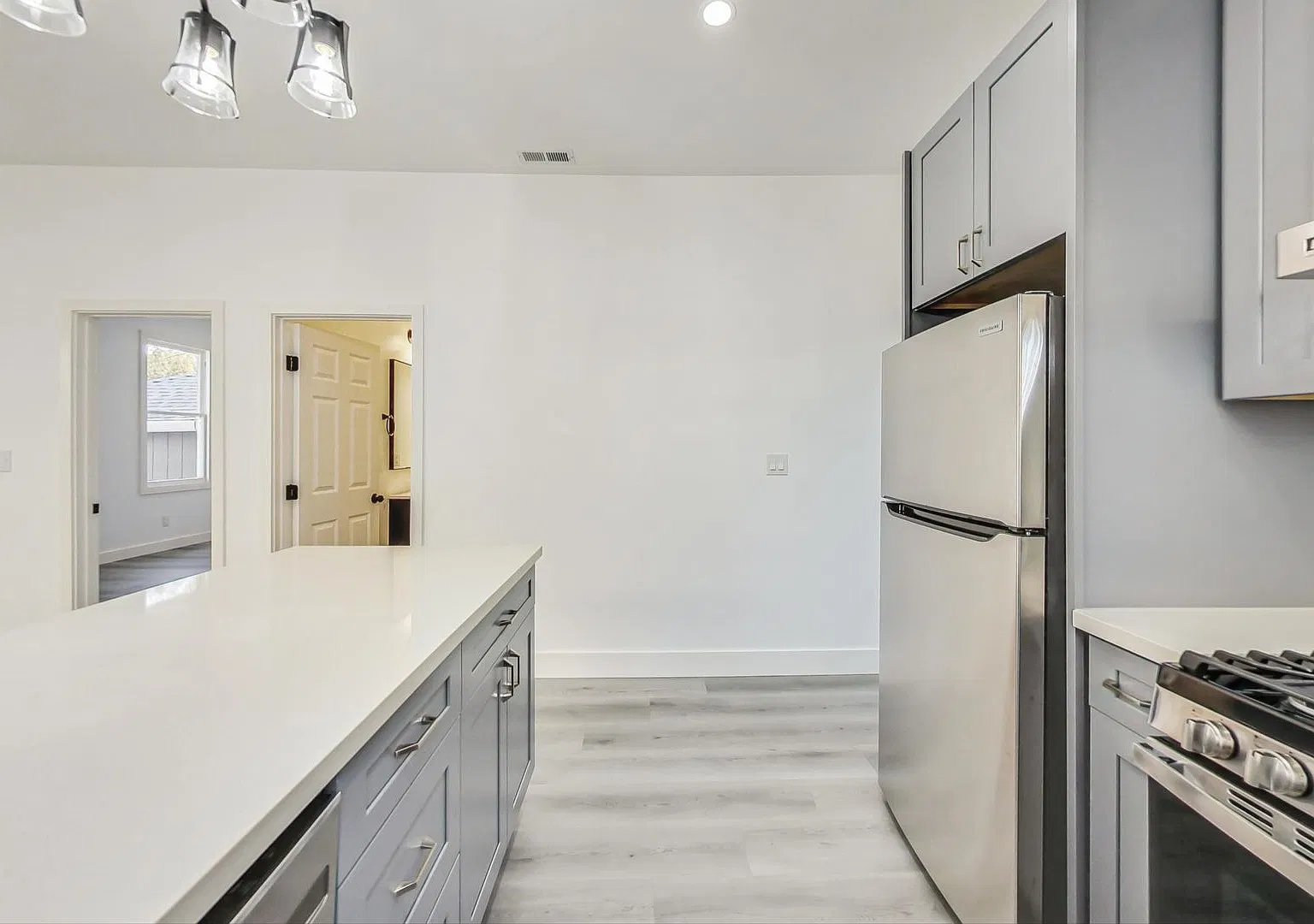 Modern Tranquility: Your Bright Oasis Awaits in this Refreshed 2BR/1BA Gem with New Amenities! — Photo 4