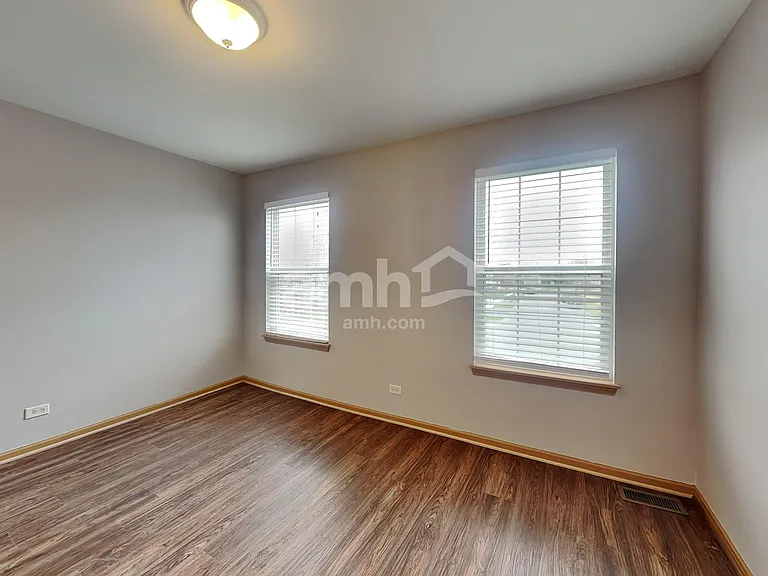 2818 Arches Dr — Photo 17