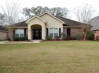 159 Oaklawn Ridge Ln, Saint Rose, LA 70087