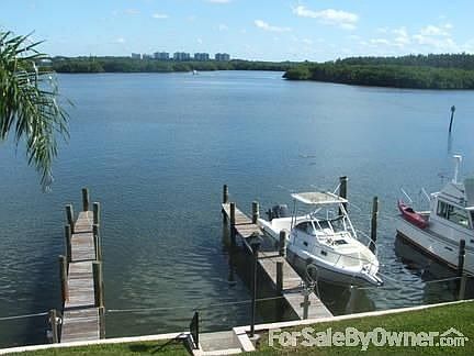 View of Little Sarasota Bay
						:
						See passing boats, dolphin at play from lanai. Open boat slips await new owner