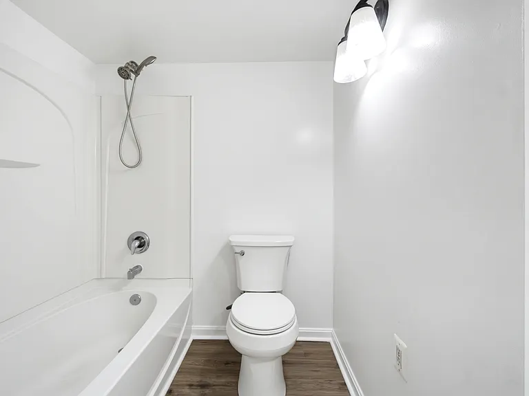 8129 Woodholme Cir #A — Photo 19