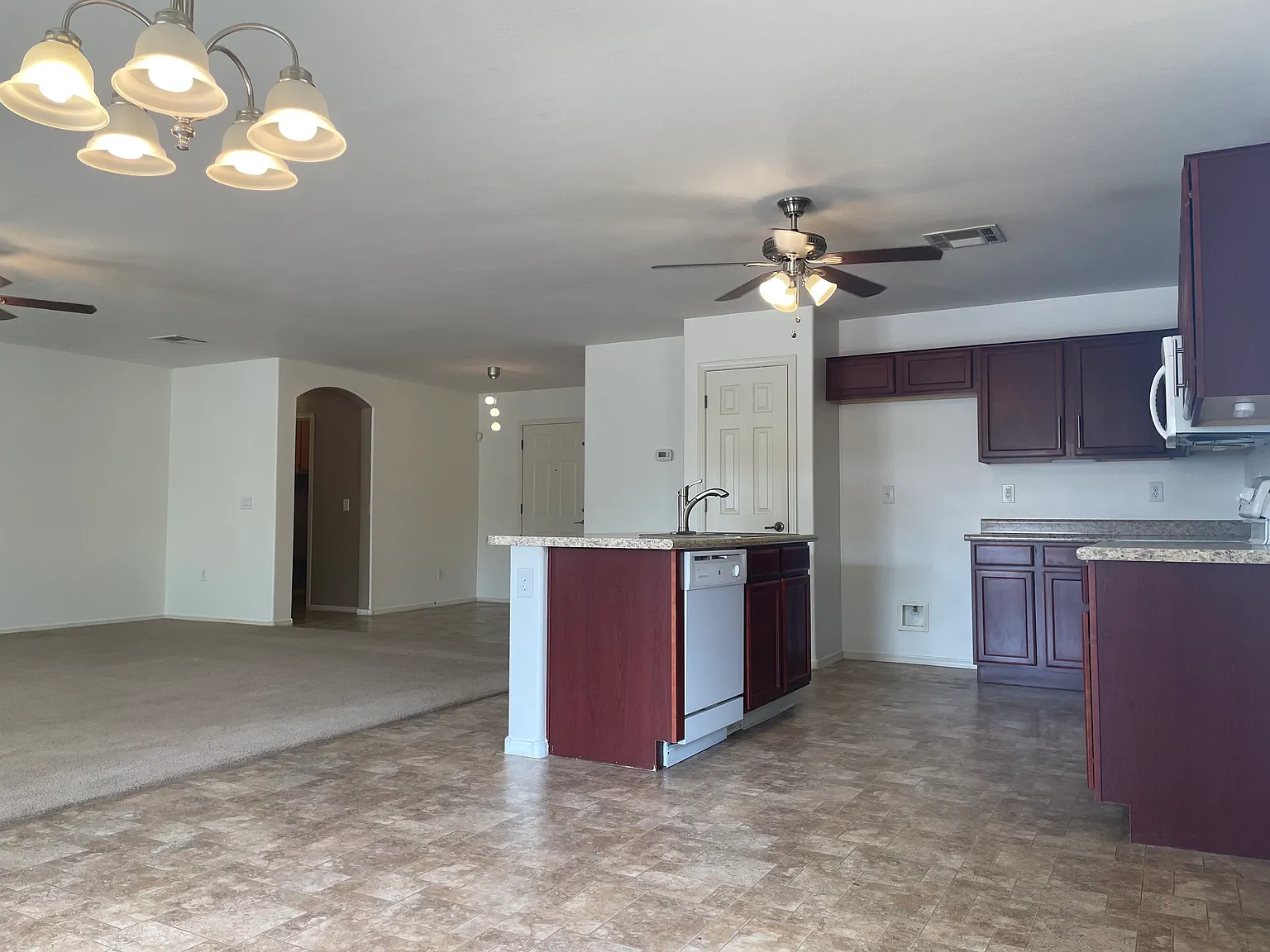 36853 W Giallo Ln — Photo 2