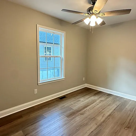 1608 River Rd NE — Photo 6
