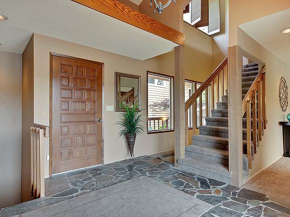 5th image of 5216 Picnic Point Dr NW