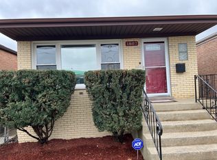 1807 W 33rd St, Chicago, IL 60608