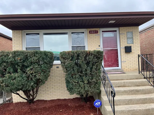 1807 W 33rd St, Chicago, IL 60608