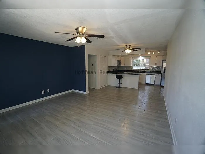 3916 W North A St — Photo 3