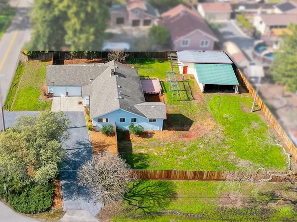 3595 Greenleaf Drive, Santa Rosa, CA 95401