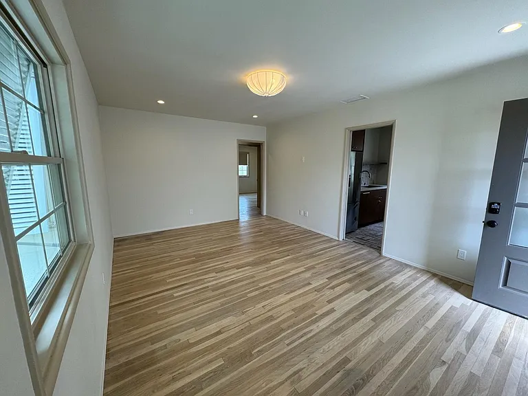 1510-16 Diamond St #14 — Photo 7
