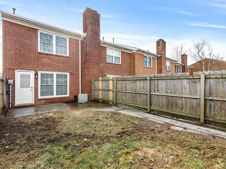 183 S Eagle Creek Dr — Photo 13