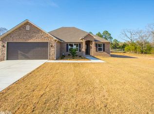 17300 Crooked Oak Dr, North Little Rock, AR 72120