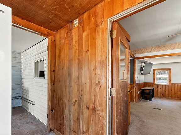 5th image of 68 Colburn Farm Road