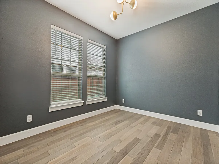 5808 Liberty Hill Dr — Photo 5