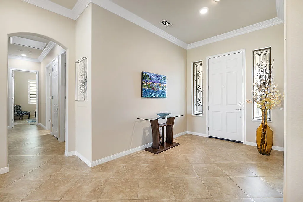 3 bed, 2376 sqft, $4,000 — Photo 4