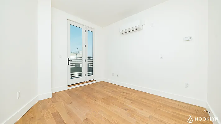 Rented by Nooklyn NYC LLC | media 36