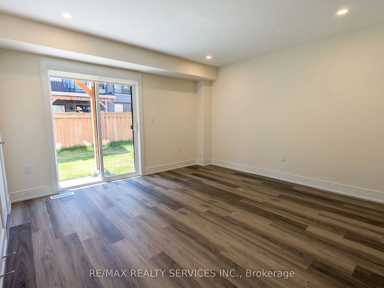 3 bed, $3,200 — Photo 3