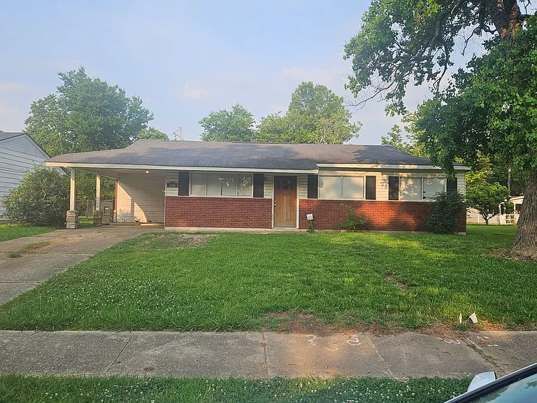 1416 Anita St — Photo 1