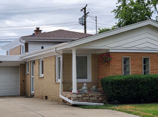4847 W Lamb Dr, Oak Lawn, IL 60453