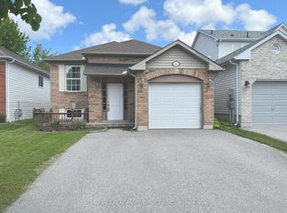 44 Moir Cres, Barrie, ON L4N 8B2
