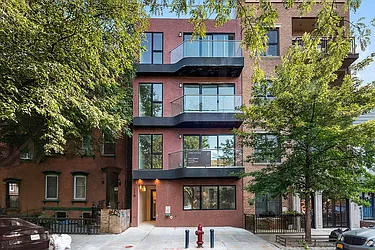 116 India Street in Greenpoint