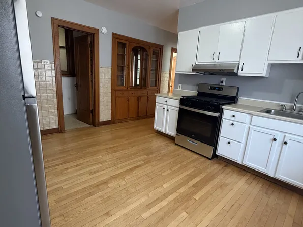 2302 Clarence Avenue - Unit 1E, 6636 23rd St, Berwyn, IL 60402