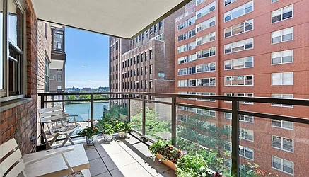 Rented by Pinnacle City Living