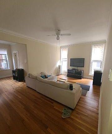 3rd image of 4031 N Kedvale Ave #2