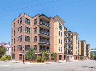 33 Calhoun St, Charleston, SC 29401