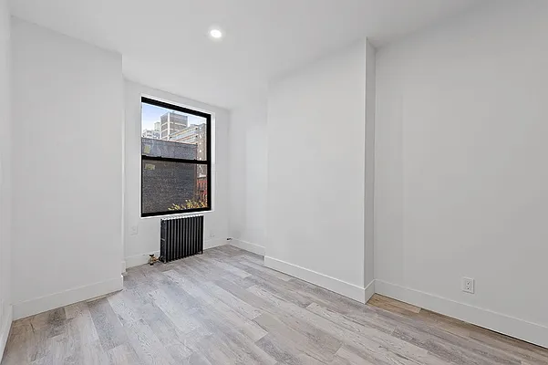 Rented by R New York | media 5