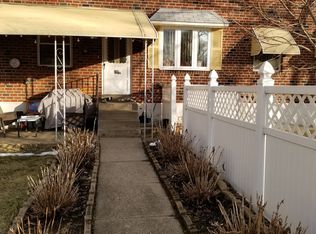 9200 Lansford St, Philadelphia, PA 19114