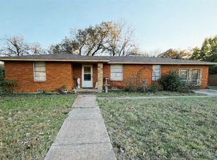 7008 Briley Dr, North Richland Hills, TX 76180