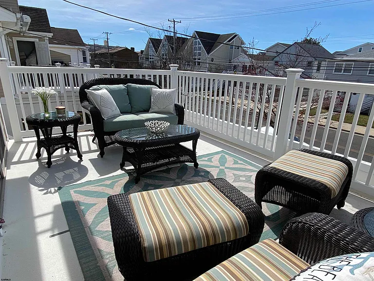 115 N Washington Ave #2 — Photo 29